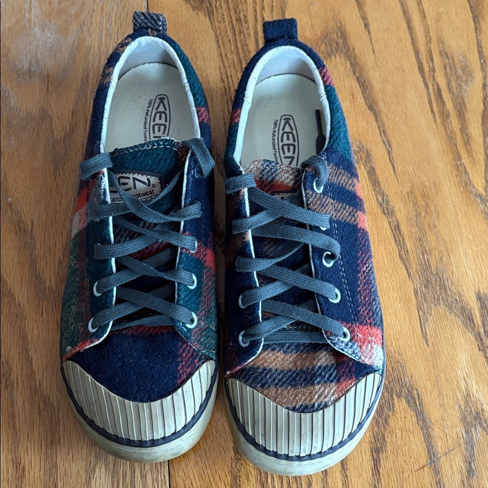 Keen Plaid Flannel Sneakers